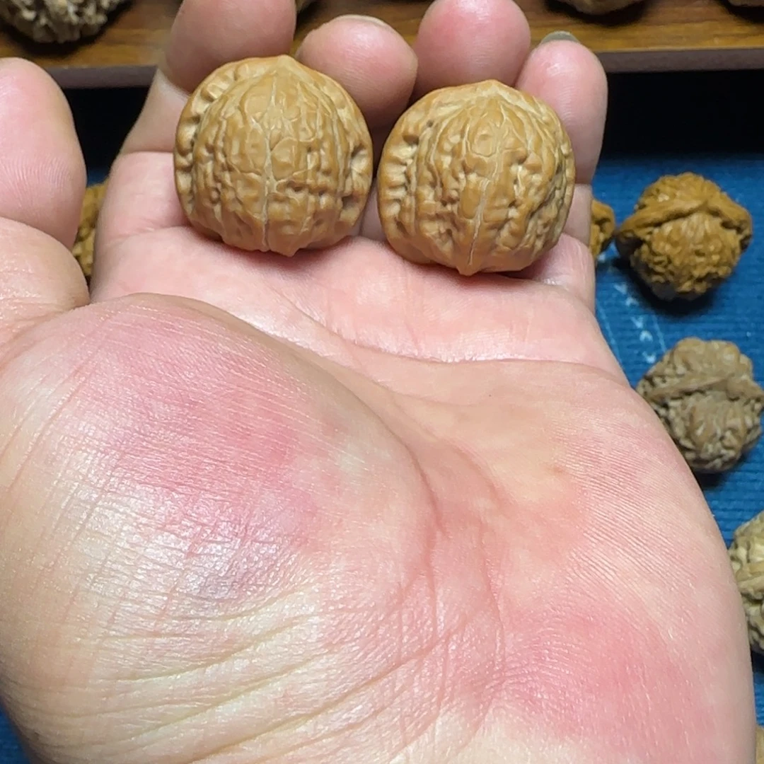 吊坠文玩核桃全品32舍利子