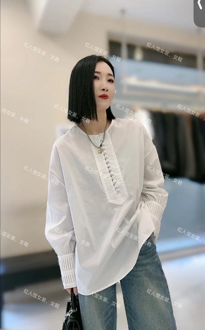 85325干净时髦一排扣白色圆领衬衣