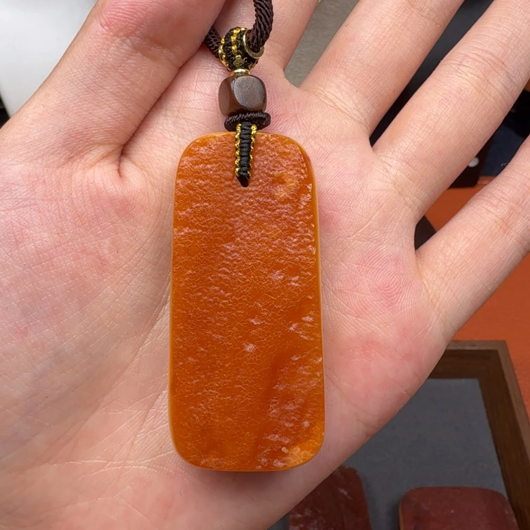 蜜蜡未镶嵌吊坠(赠链)