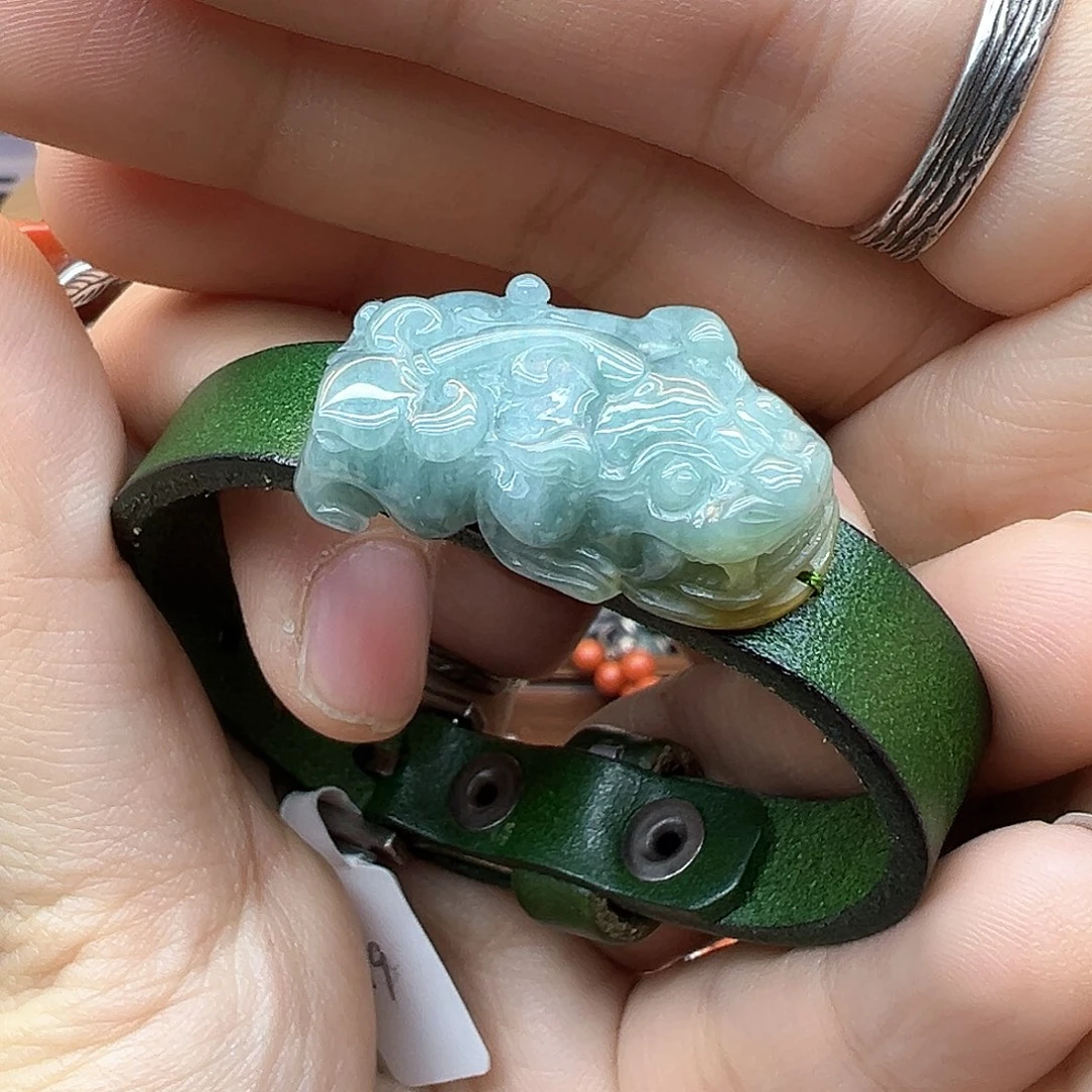 翡翠戒指未镶嵌炸