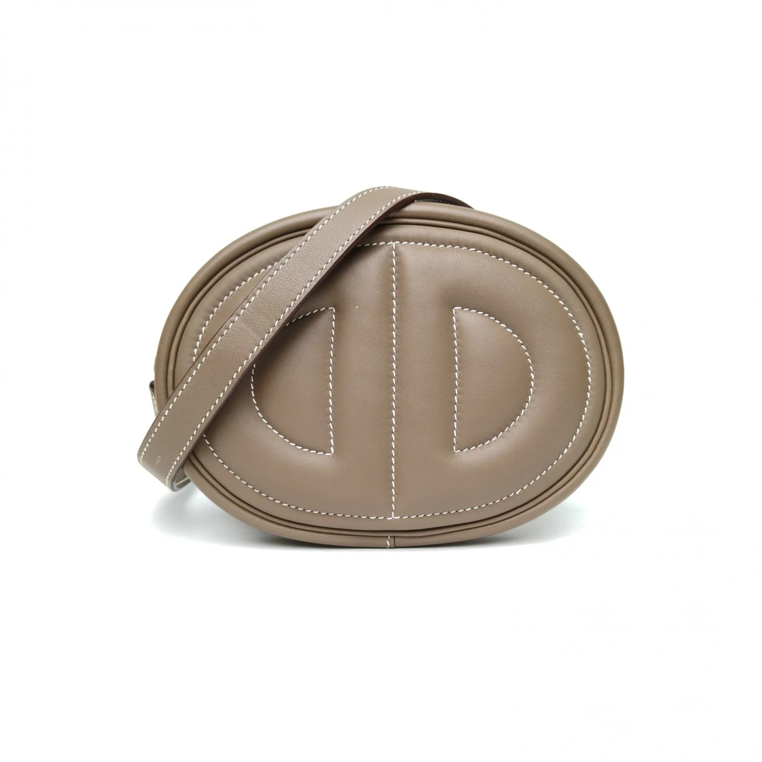 95新 Hermes/爱马仕 小花柳 猪鼻子腰包 大象灰 S皮 Z刻 银扣