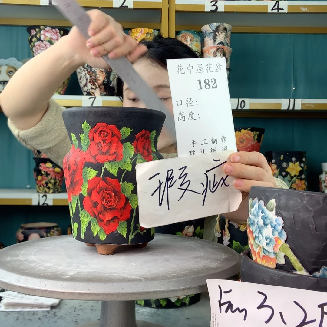 陶景德镇手工花盆182