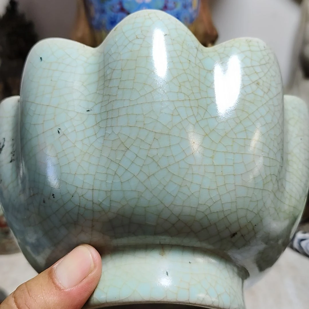 大***帝汝窑瓷器，完整器一个