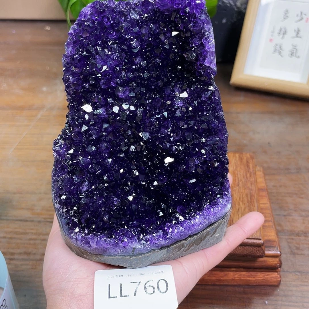水晶未镶嵌大型摆件（非配饰）