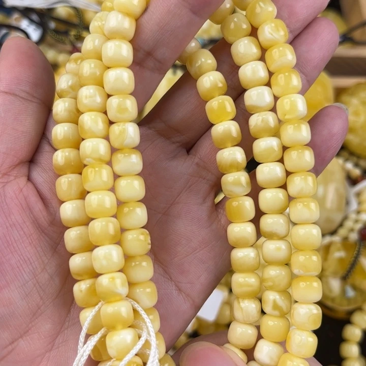 未镶嵌琥珀裸石琥珀