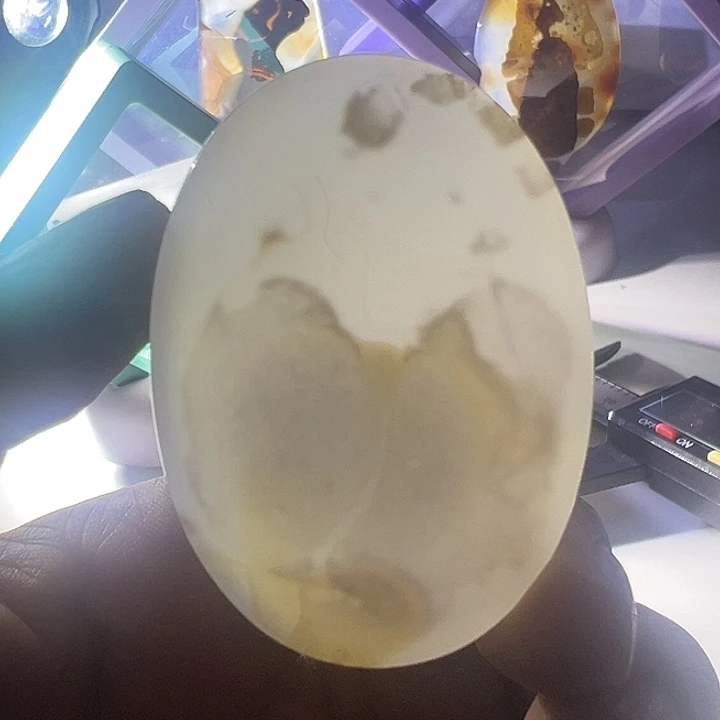 未镶嵌玛瑙/玉髓珠宝奇石