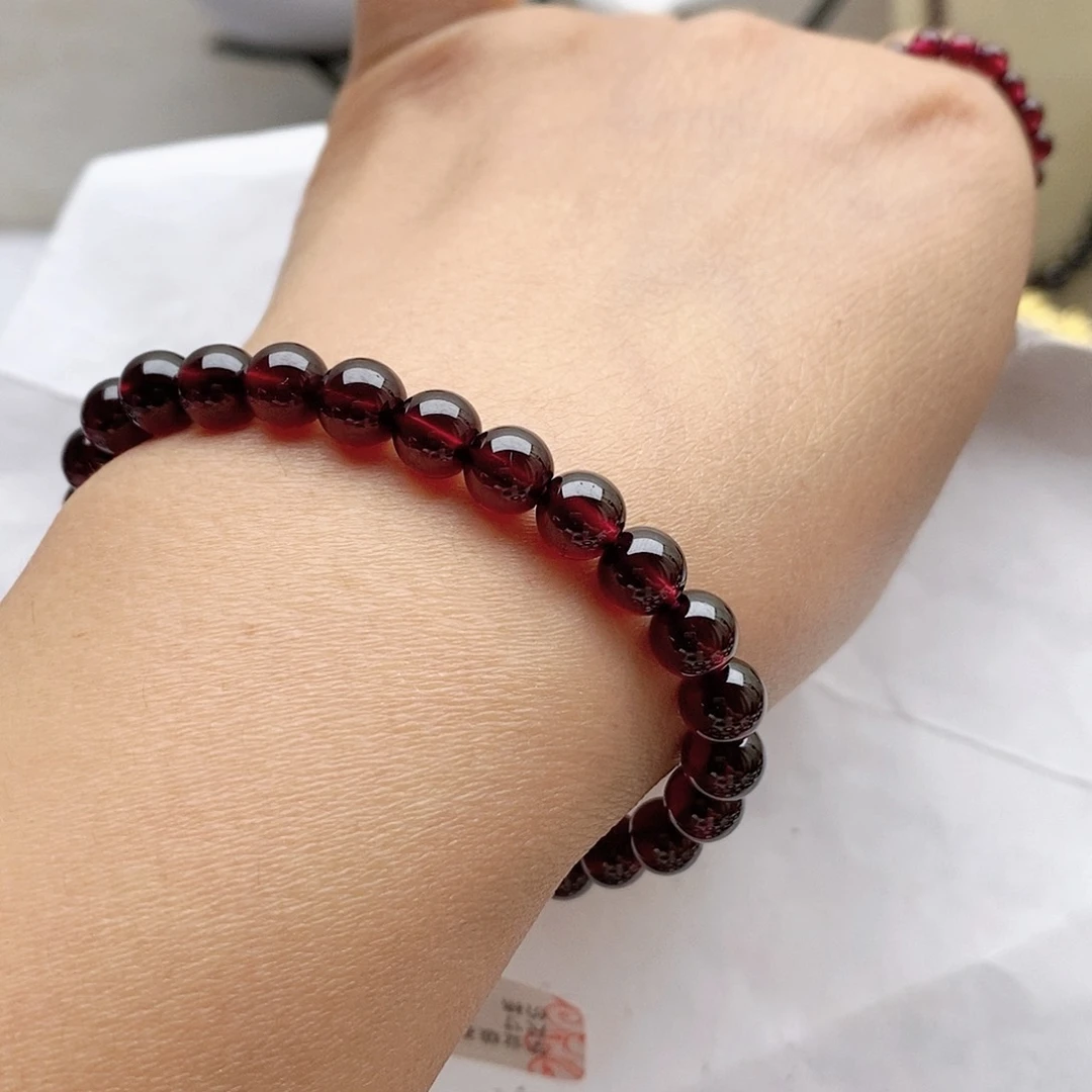 【闪购商品】手链未镶嵌石榴石纯*色7.0精品