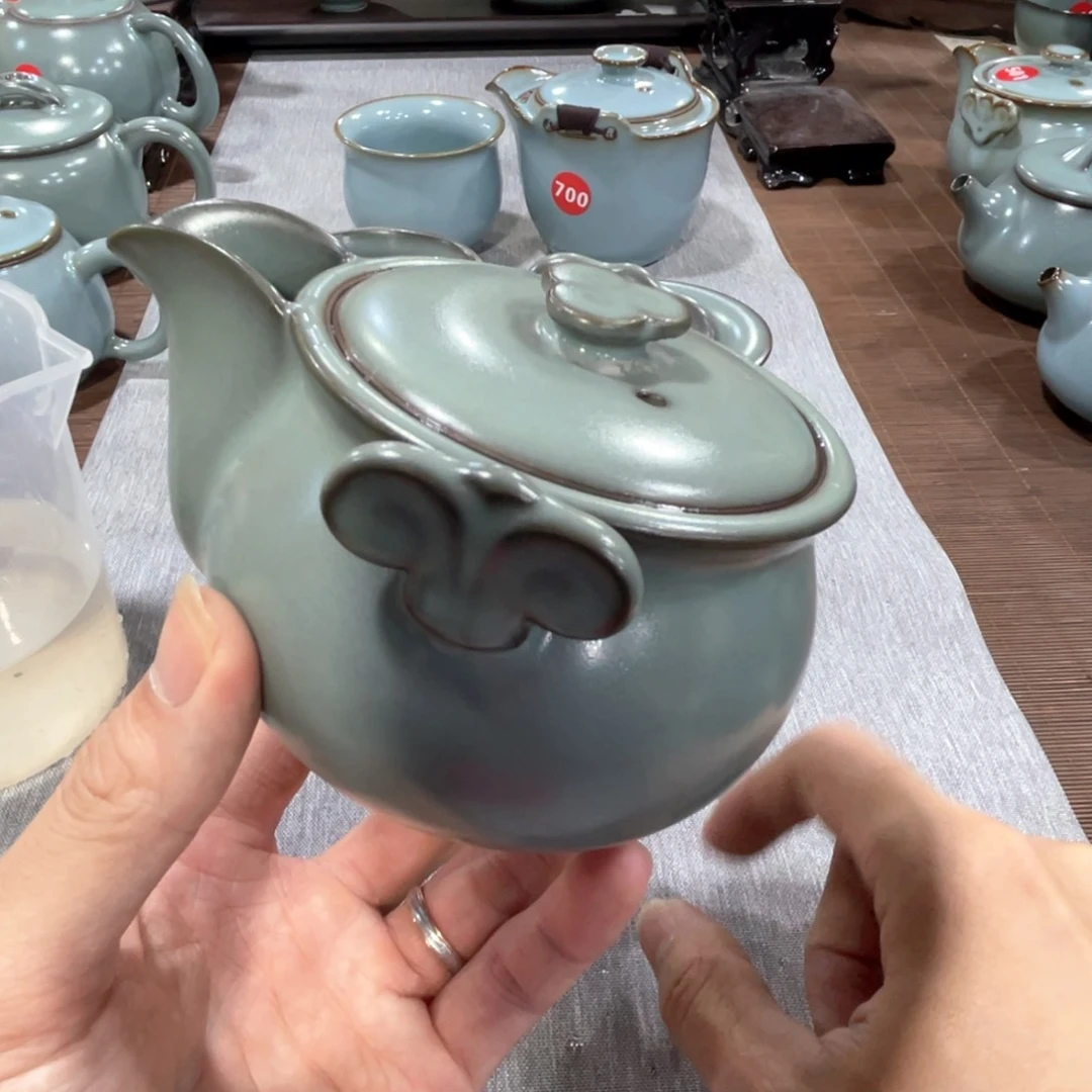 瓷片小微瑕。。。。。。。。。。。