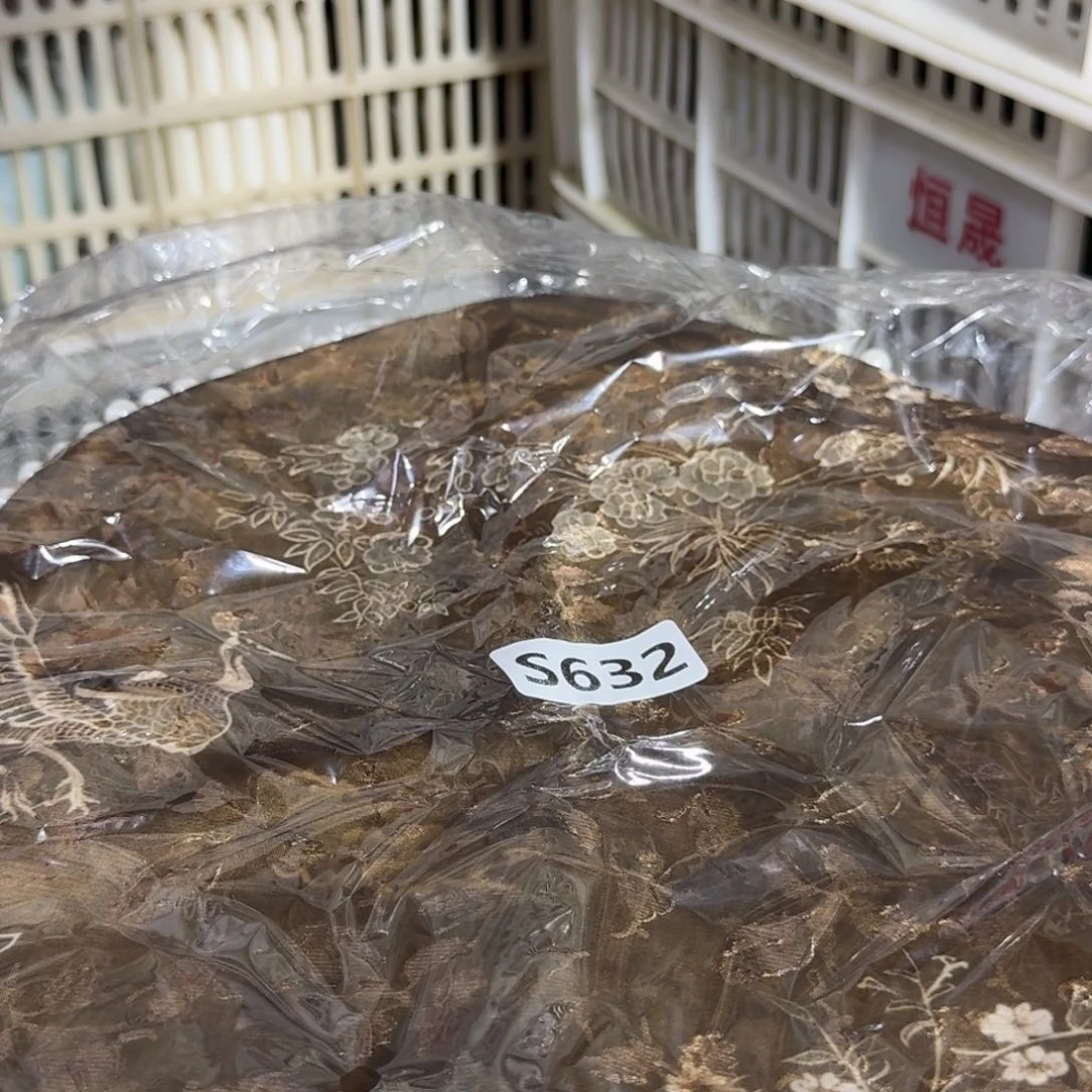 微瑕疵介意勿拍陶瓷器皿J457