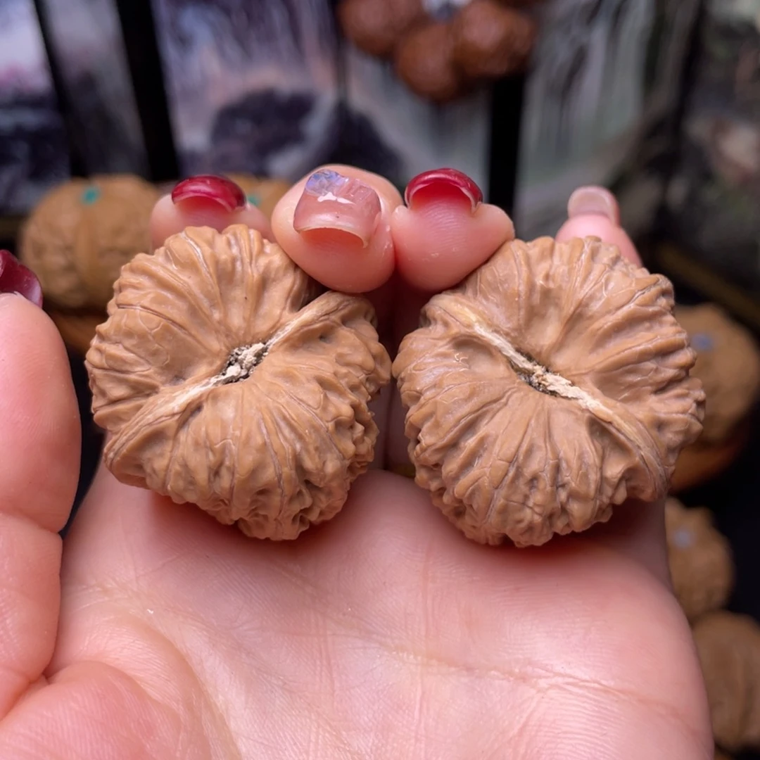 文玩核桃把件34全品凹底