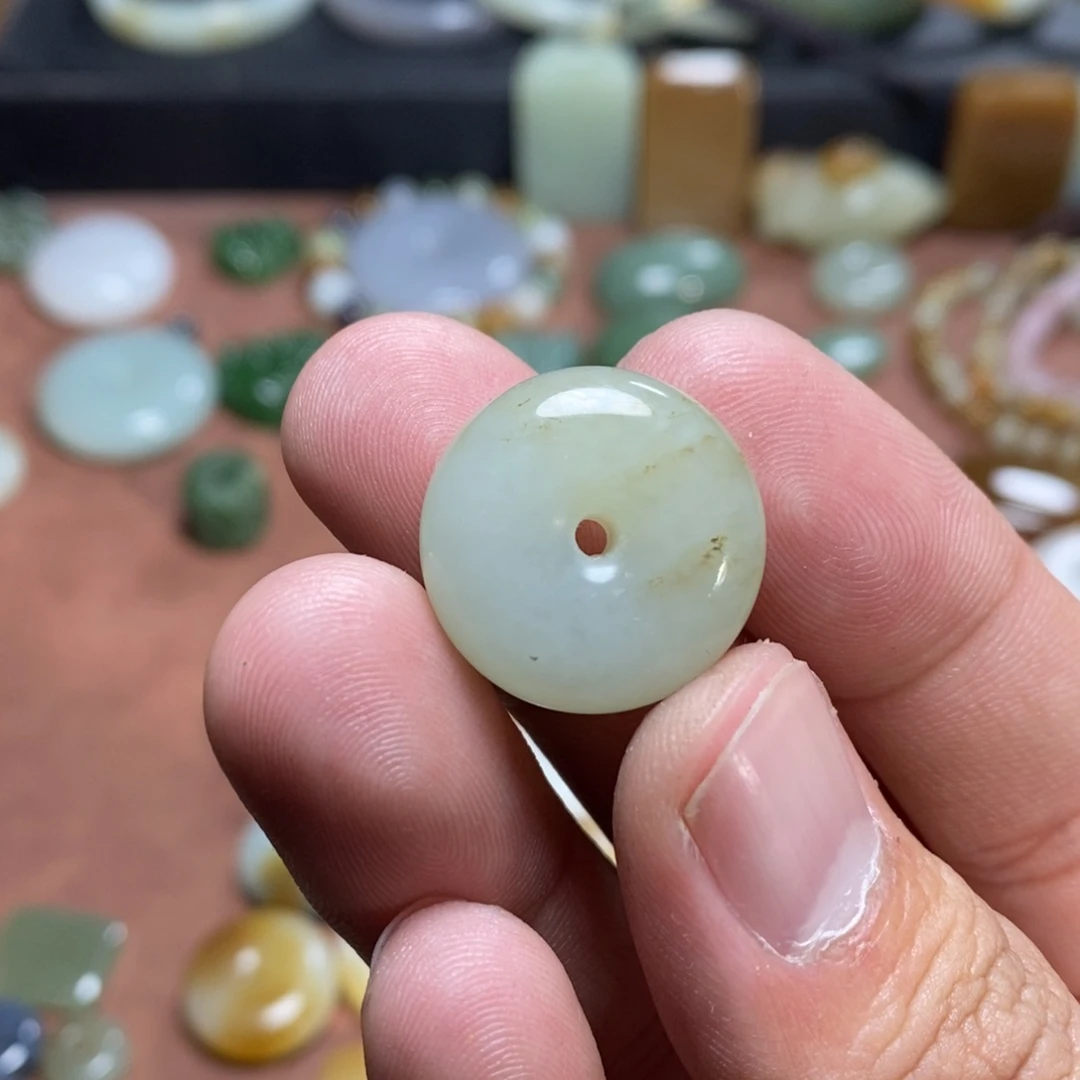 和田玉吊坠(不含链)未镶嵌