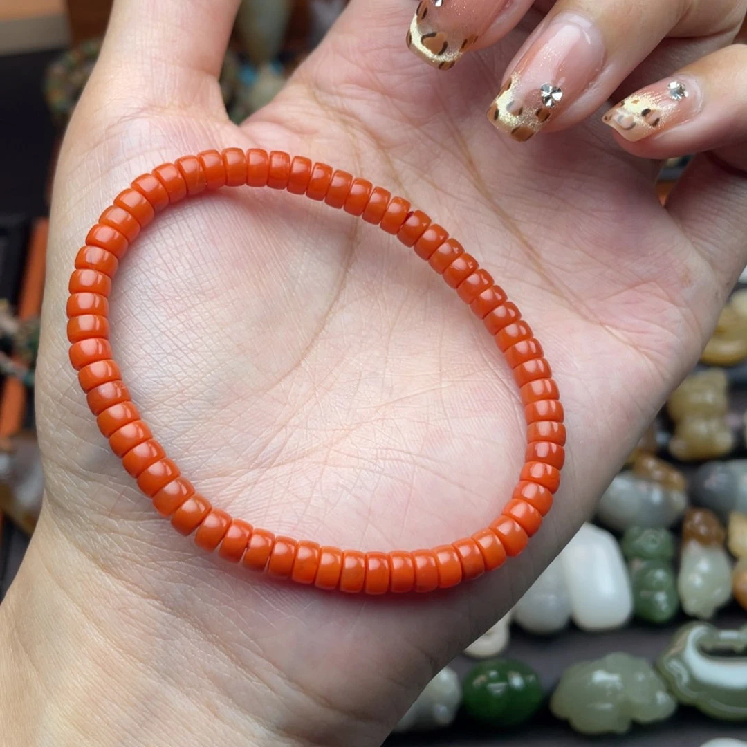 南红玛瑙颈饰未镶嵌