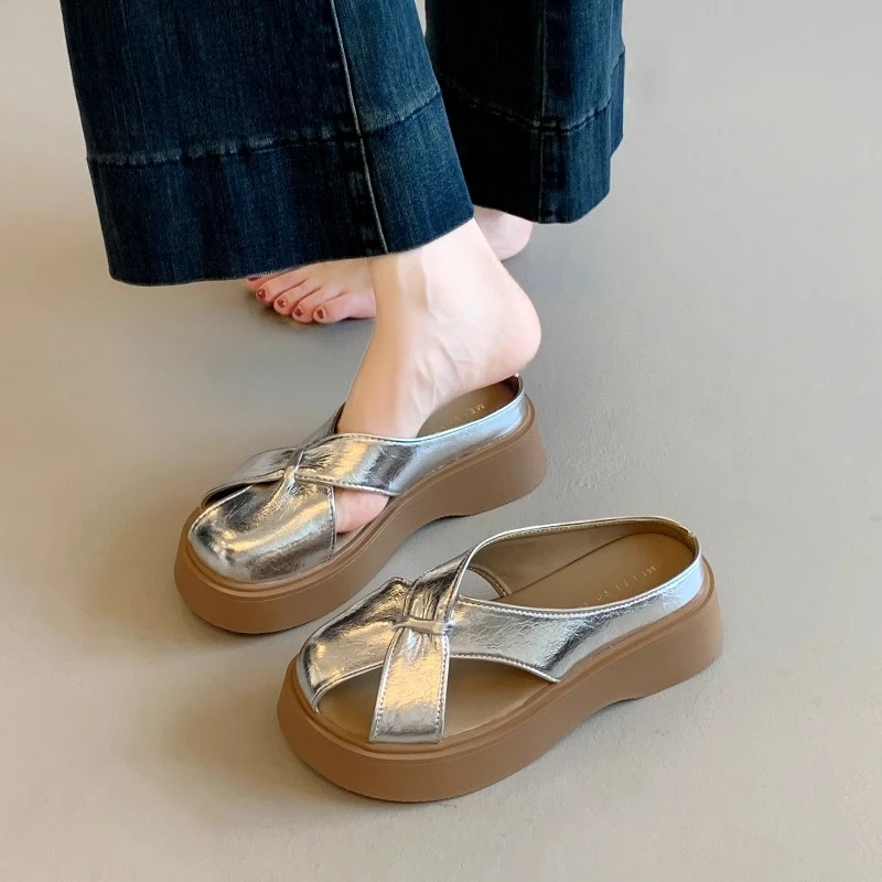 银色厚底增高包头半拖鞋女夏季外穿2025新款松糕小个子勃肯凉拖鞋