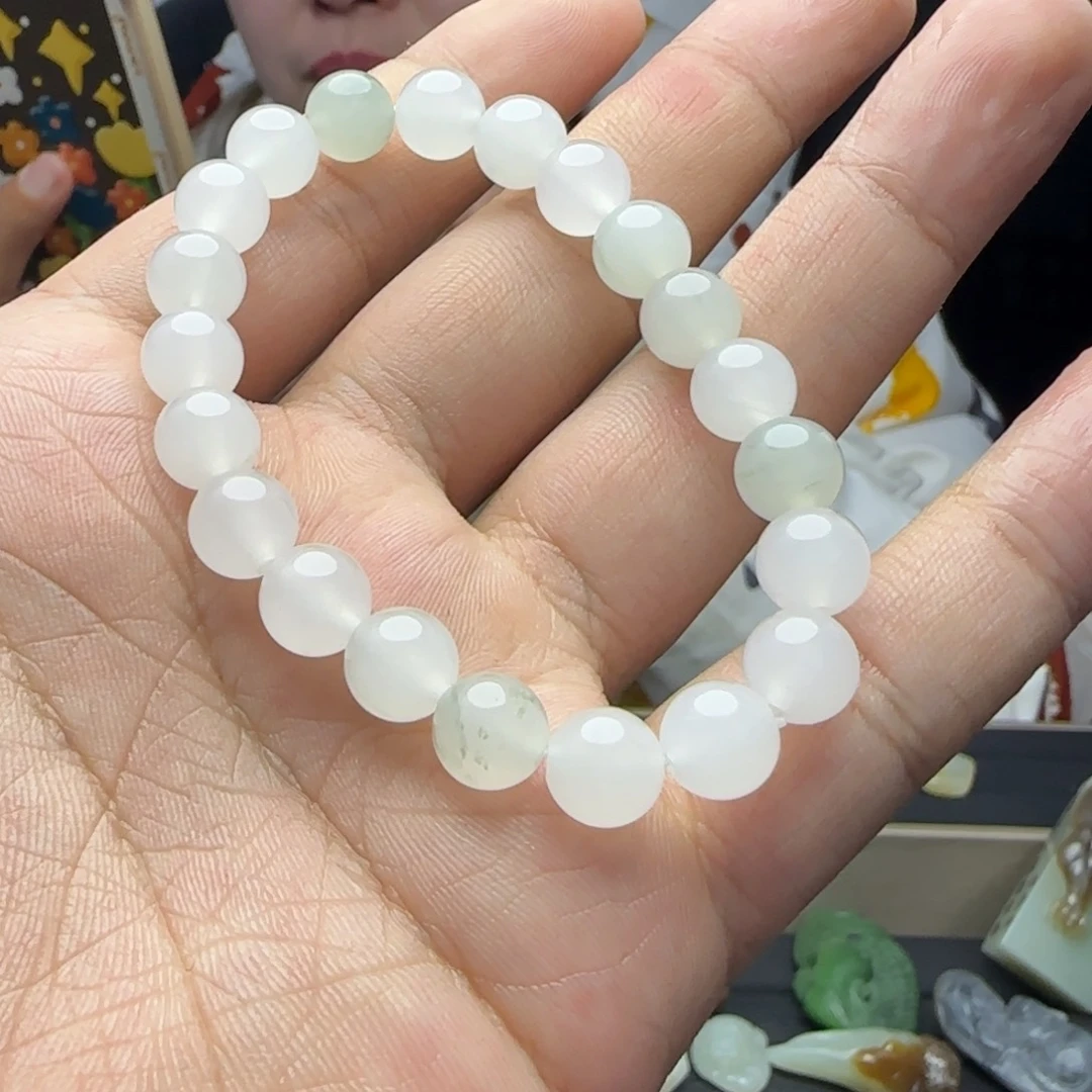 石英质玉颈饰未镶嵌清**场福利天山翠