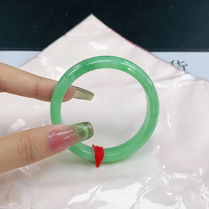 翡翠未镶嵌手镯圈51，05032