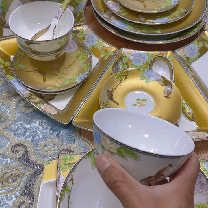 瓷片琴瑟4.5寸碗六个哇塞