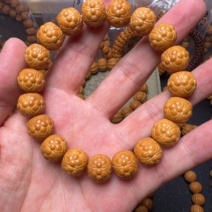 猴头核桃手串地莲花