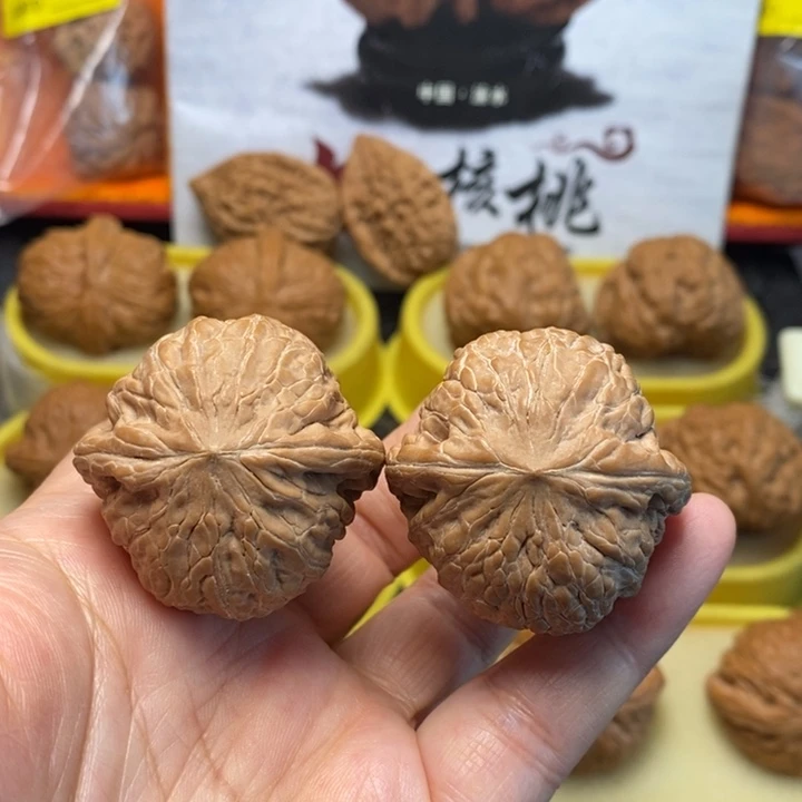 文玩核桃把件铁锤白茬 原桩 37 37