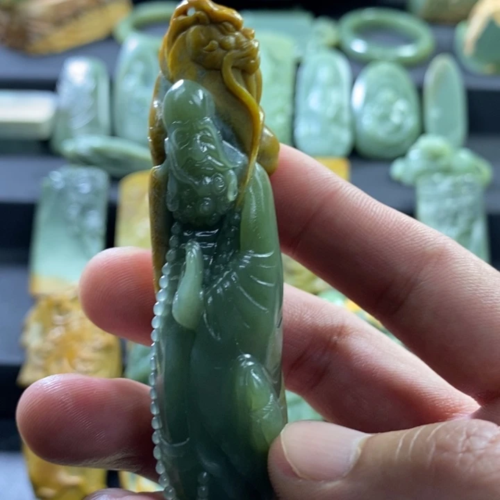 岫岩河磨玉（透闪石质玉）挂件未镶嵌玉*儿