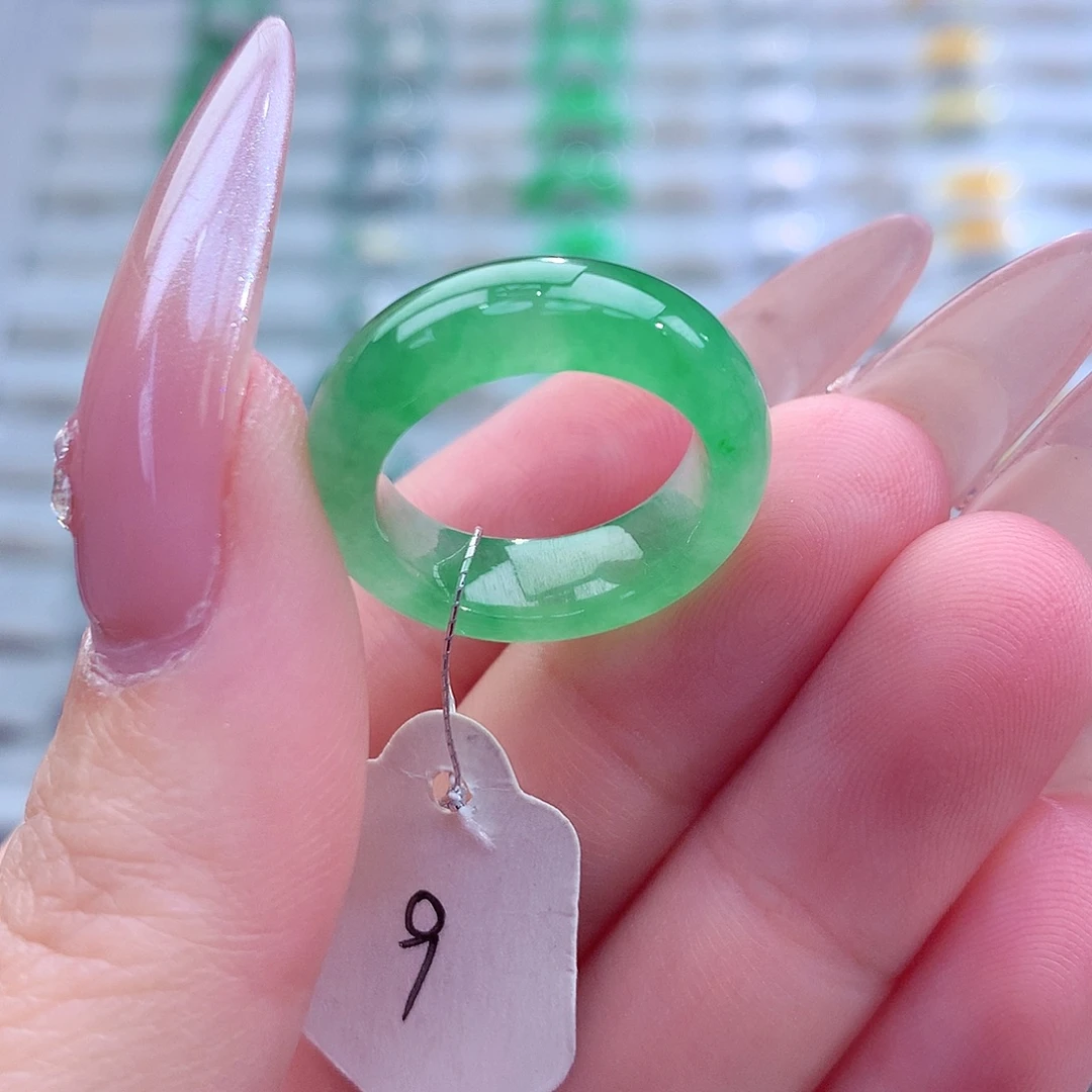 翡翠未镶嵌戒指天然