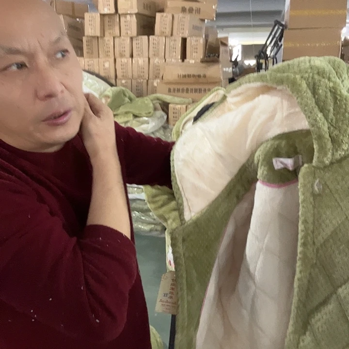 草绿色加厚睡衣套装