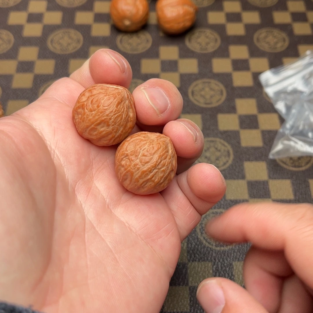 文玩核桃把件12000000000