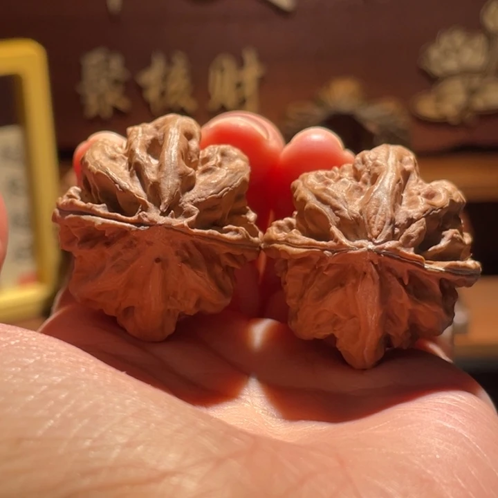 吊坠文玩核桃八棱小将军68