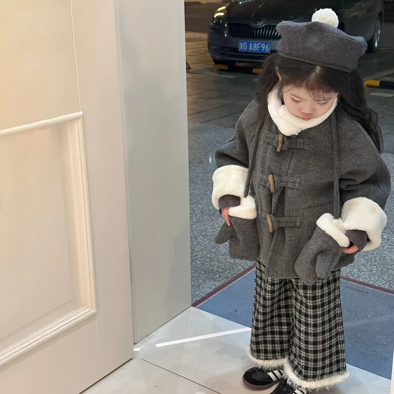 2025秋冬新款韩版女童加绒加厚毛呢外套+加绒格子裤套装冬季儿童