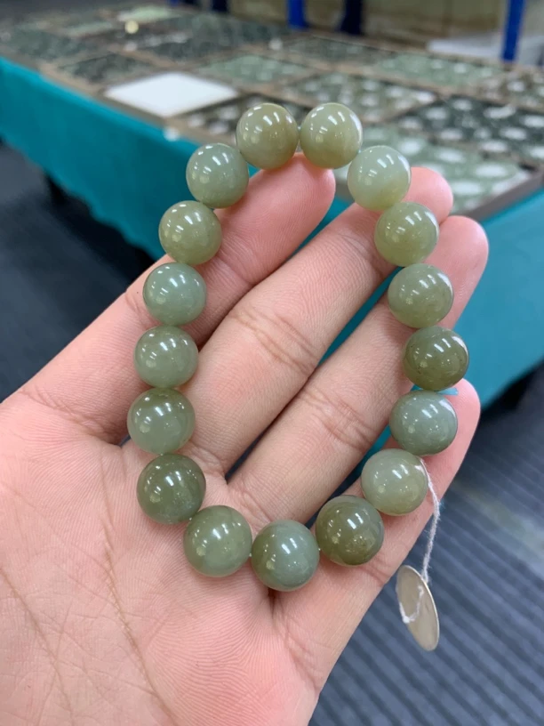 纯天然新疆和田玉卡12 A312