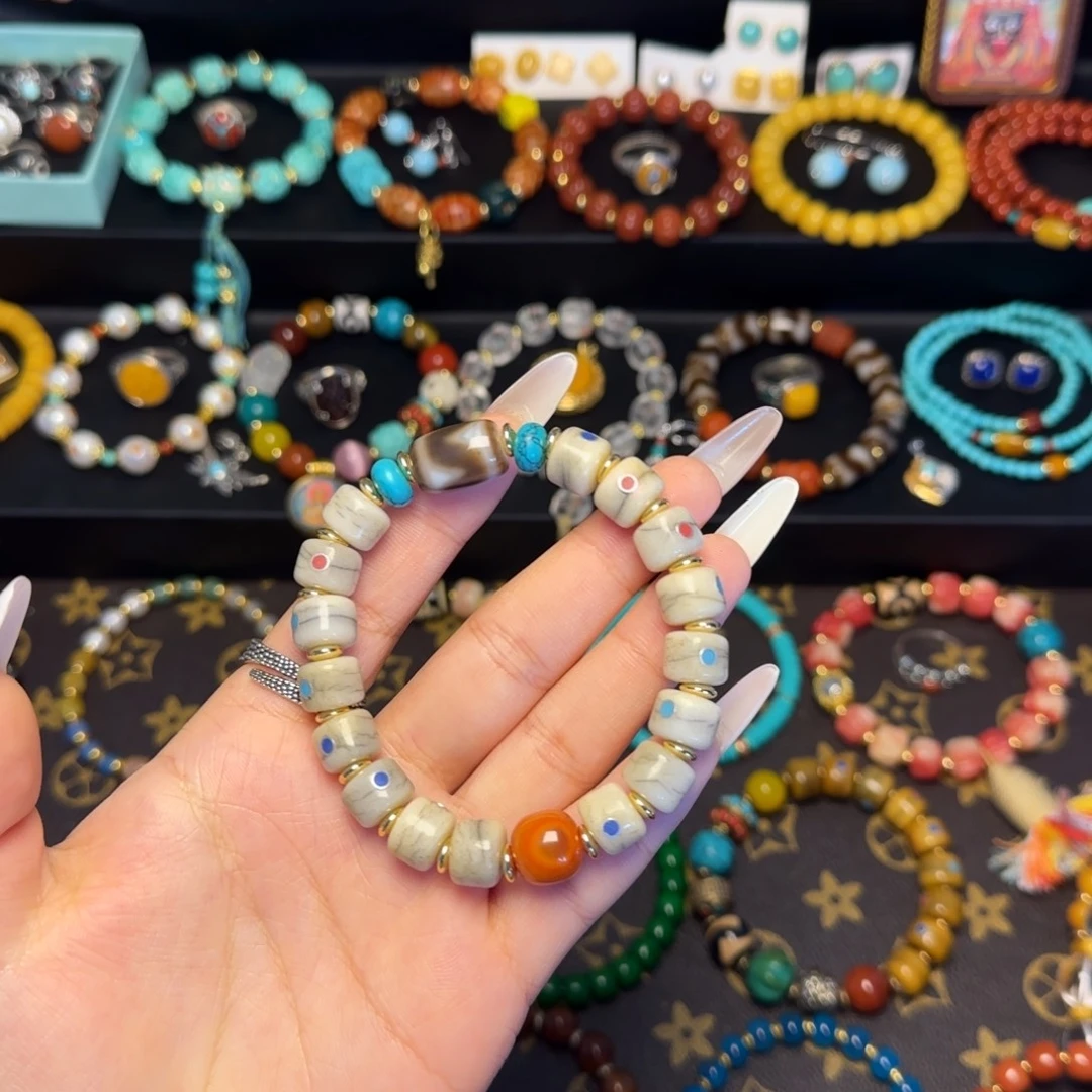 白玉菩提吊坠好看