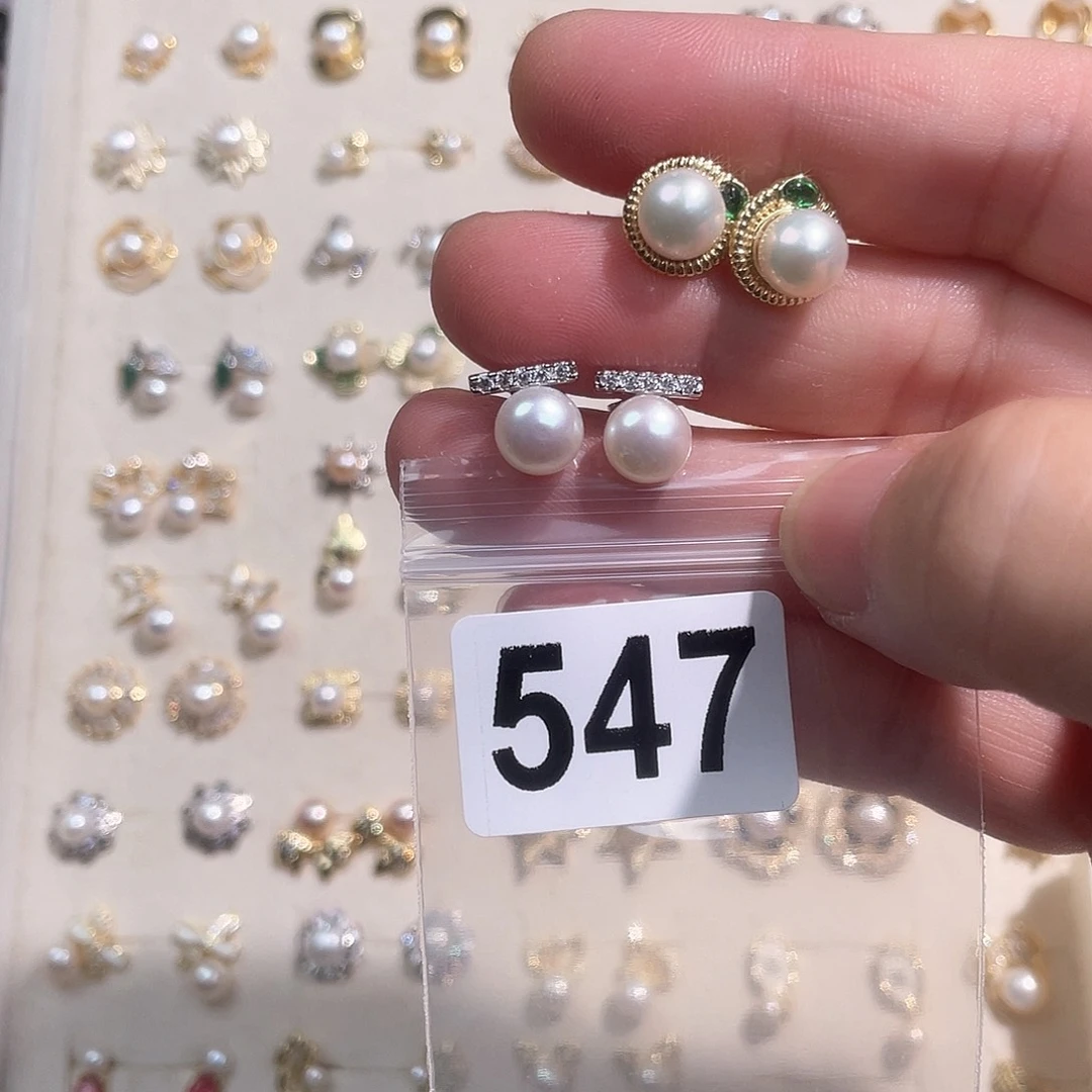 合金淡水珍珠耳饰波**?