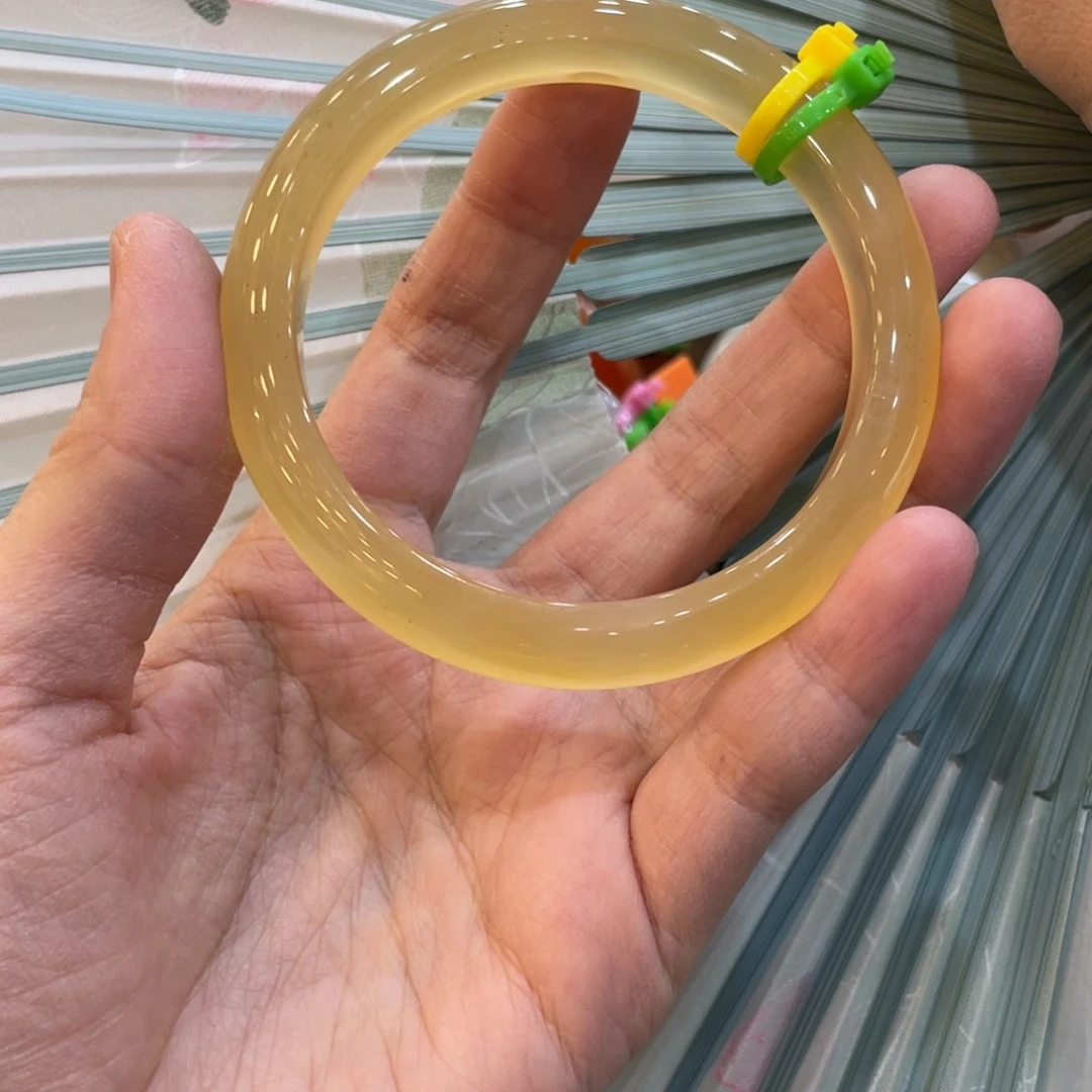 玛瑙/玉髓手镯未镶嵌亲*