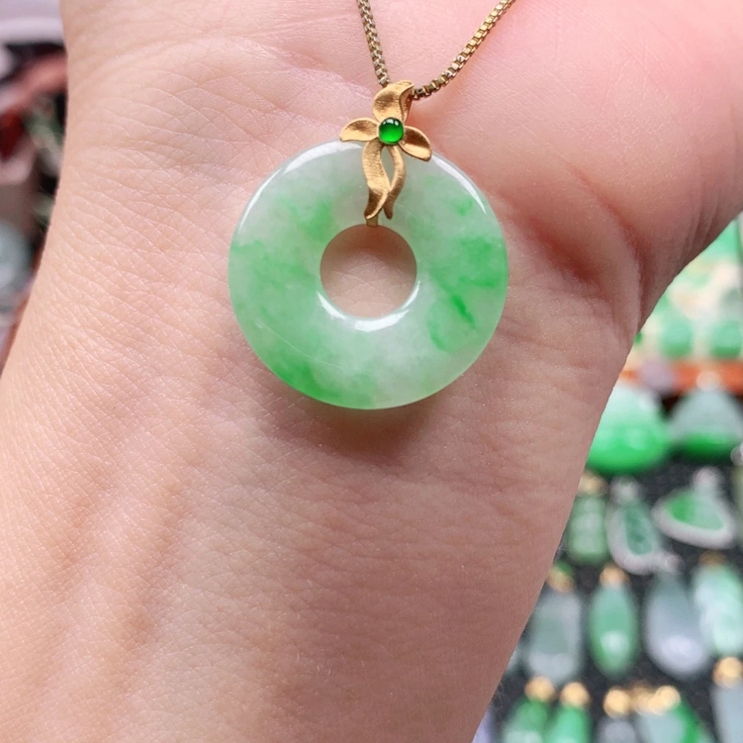 吊坠(不含链)18K金镶嵌翡翠