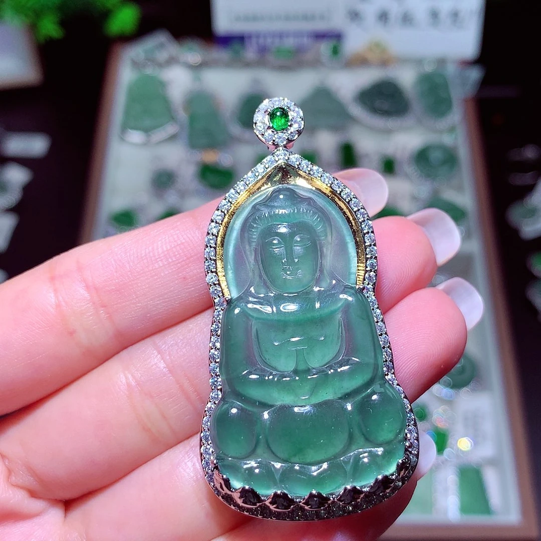 翡翠未镶嵌颈饰翡翠