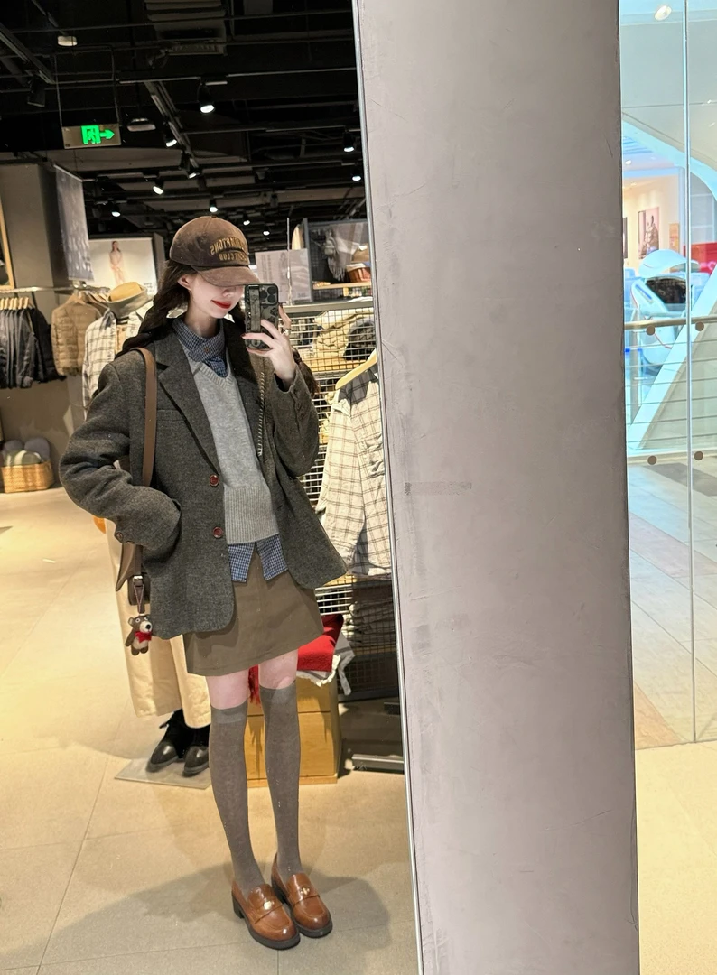 韩系复古西装套装女冬季新款毛呢外套高级感半身裙叠穿套装