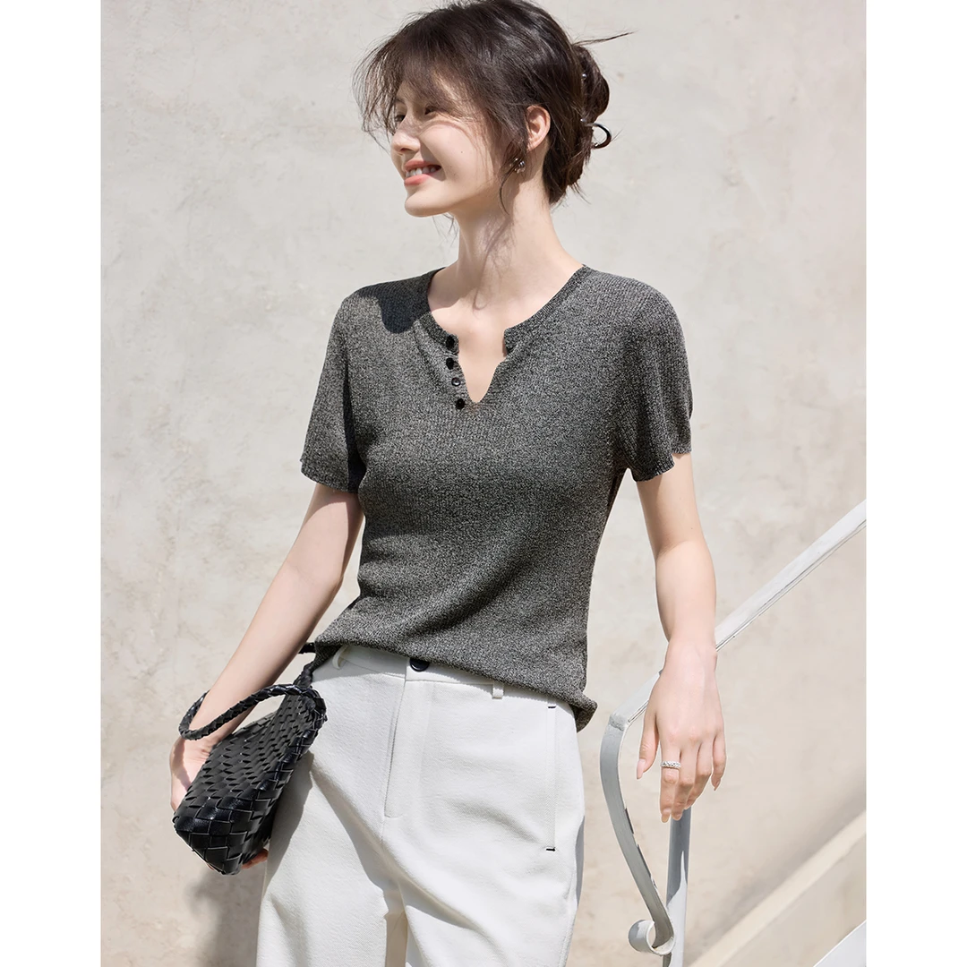 XWI/欣未时髦感小香风薄款针织衫2025夏气质百搭慵懒V领短袖8074