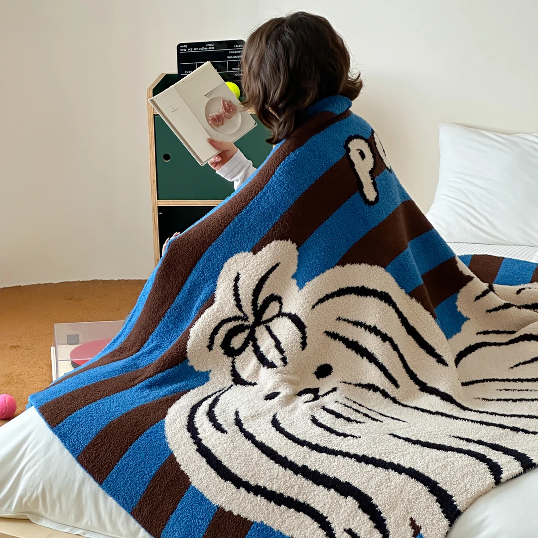 a类半边绒毛毯ins可爱风高级感休闲针织沙发盖毯四季通用午睡毯子