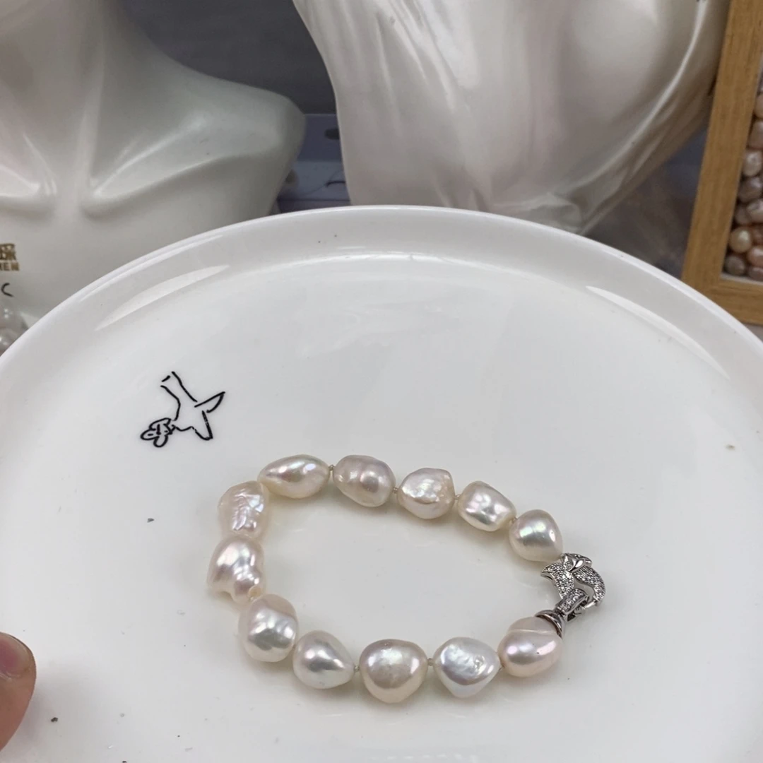 淡水珍珠耳饰未镶嵌l****n