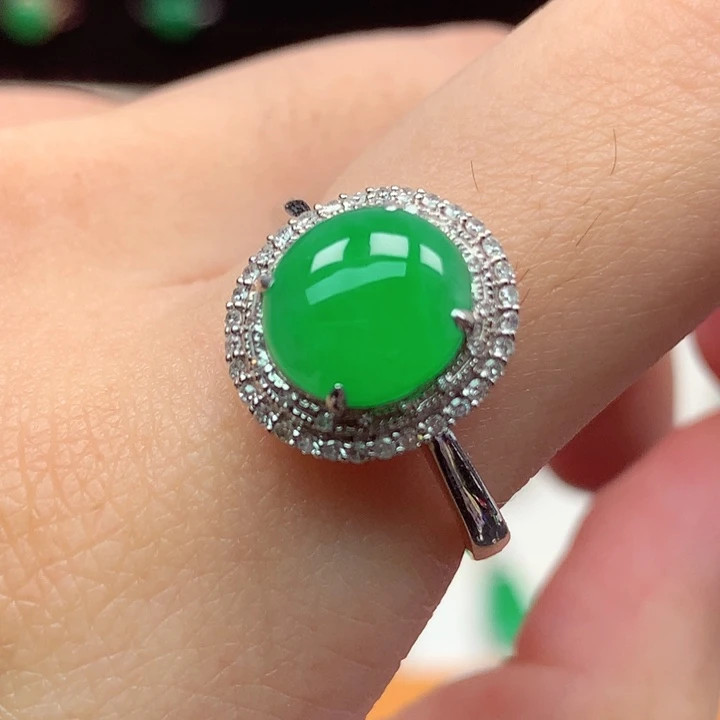 18K金镶嵌戒指翡翠翡翠