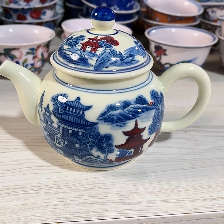 瓷片景德镇陶瓷茶壶。