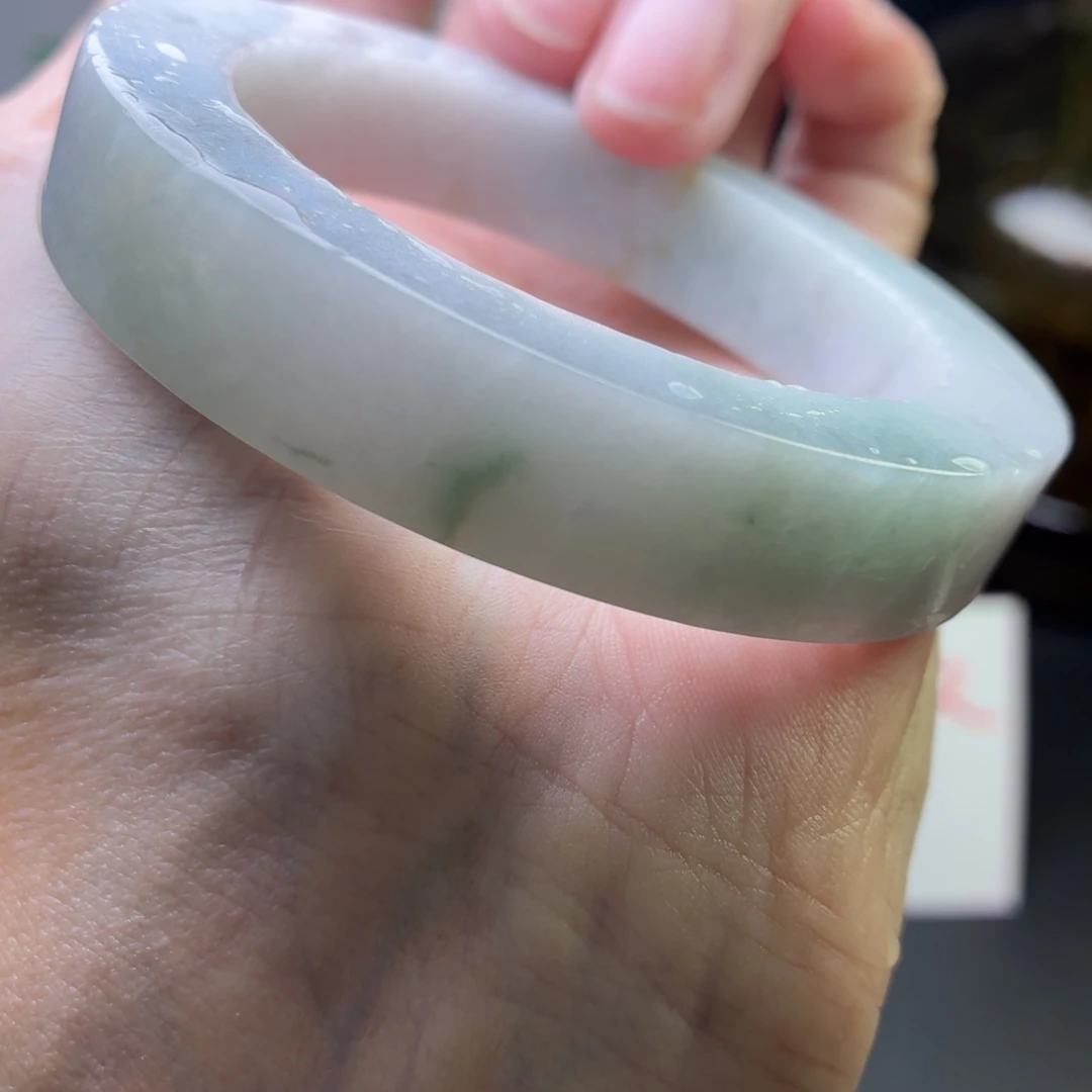 定制翡翠未镶嵌主播推荐胶感细腻飘花