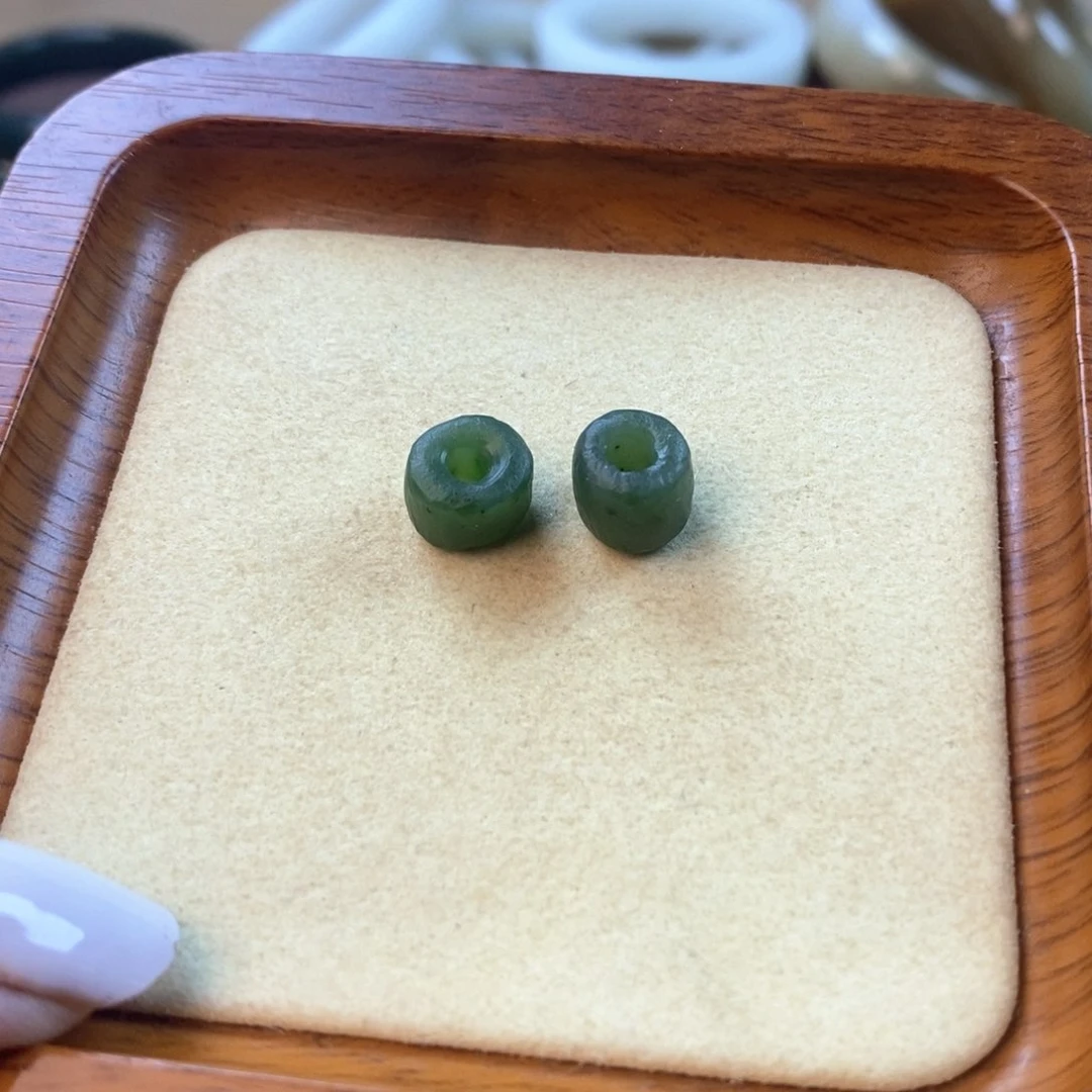 ****猫和田玉（碧玉）未镶嵌颈饰