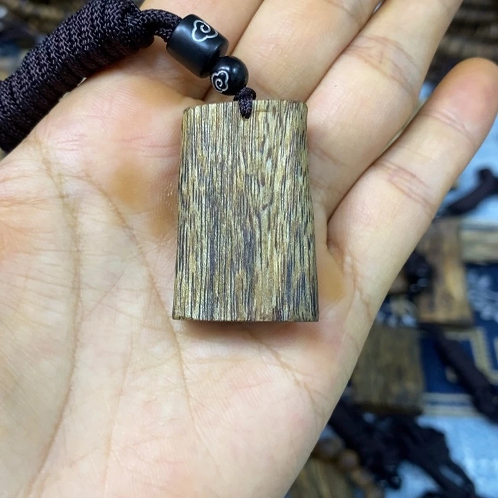 手把件沉香奇楠沉香素牌吊坠