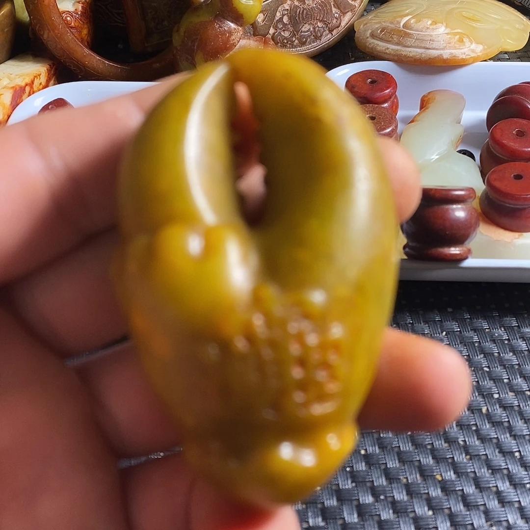 蛇纹石玉合金颈饰