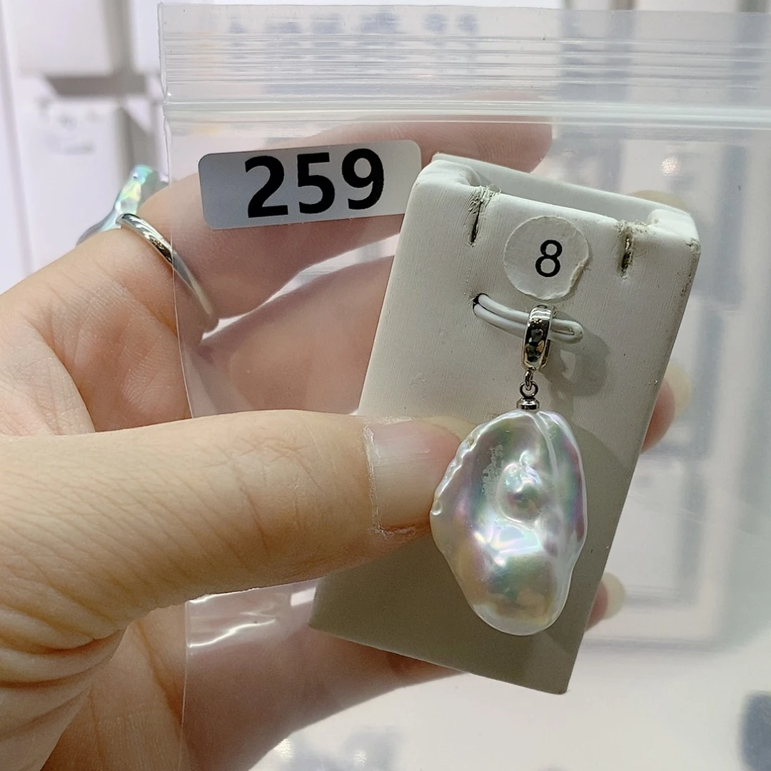 淡水珍珠合金颈饰