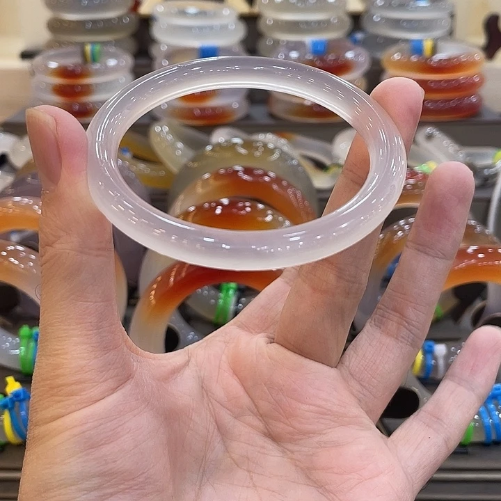 玛瑙/玉髓未镶嵌手镯