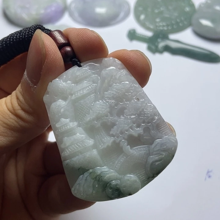 翡翠未镶嵌颈饰翡翠
