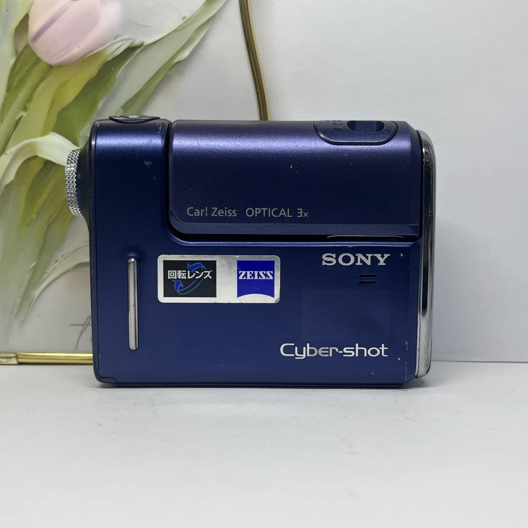95新 Sony/索尼 F88 510w像素3倍变焦 可自拍读卡器自备No退换