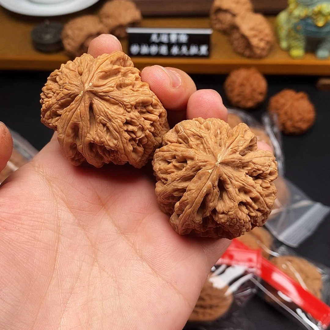 一***吊坠文玩核桃粗筋伤