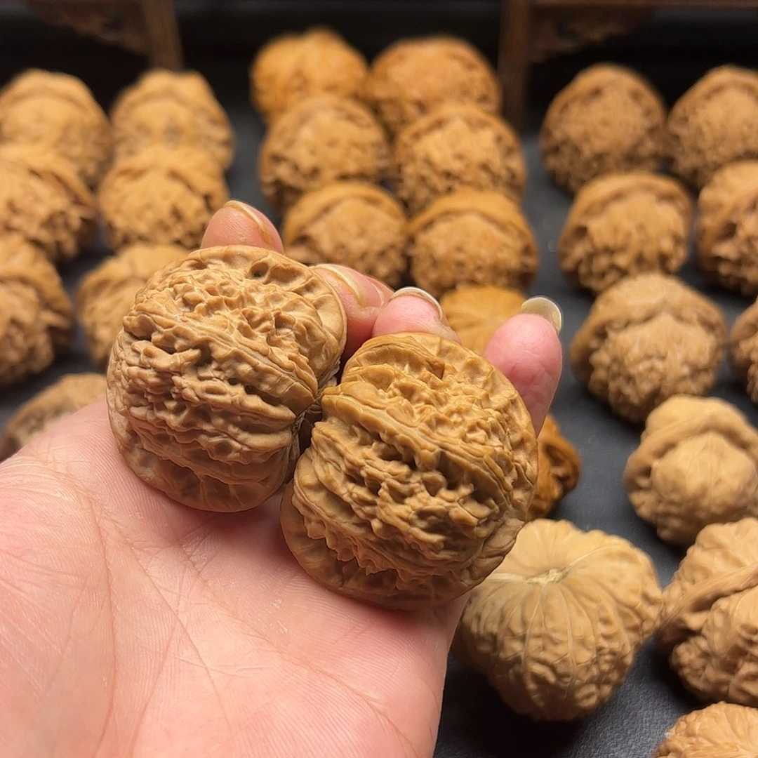 百***生桃核吊坠文玩核桃